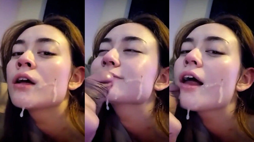 Croot Dimuka Ceweknya Yang Cantik