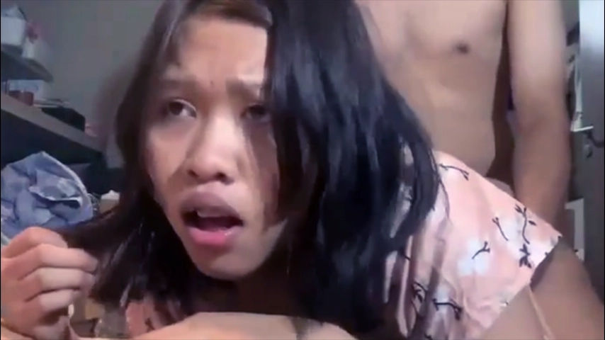 Viral Di Keroyok Dua Cewek Sange Sampe Kencing Squirt